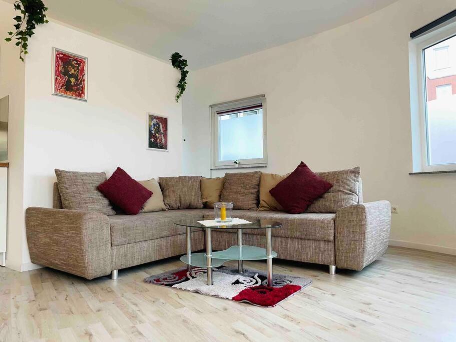 Schoenes Bungalow, Check-In Kontaktlos, Zentral Duisburgo Exterior foto